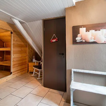 Mansion In Waimes With Sauna And Garden, Cleaning Included