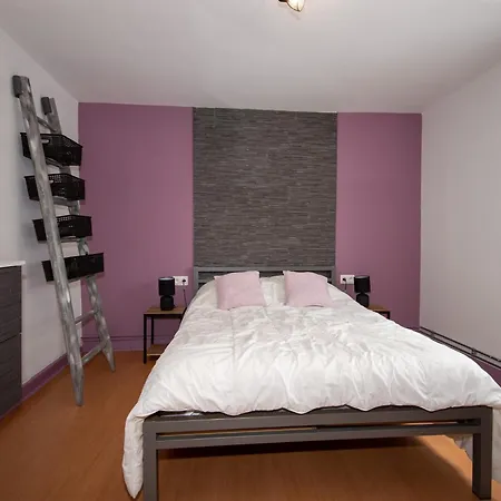 بيت للعطل Lux For 22 In Waimes, Cleaning Included