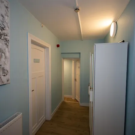 بيت للعطل Lux For 22 In Waimes, Cleaning Included *